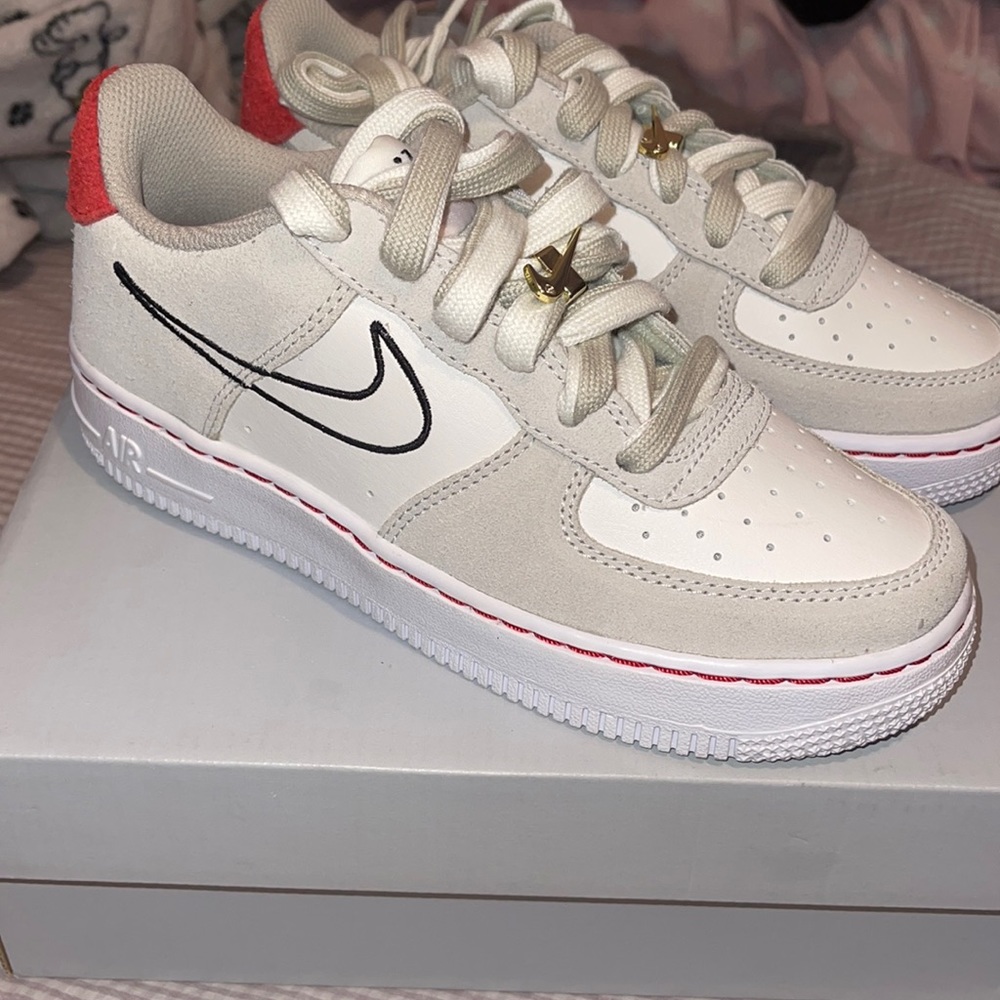 Nike Air Force 1